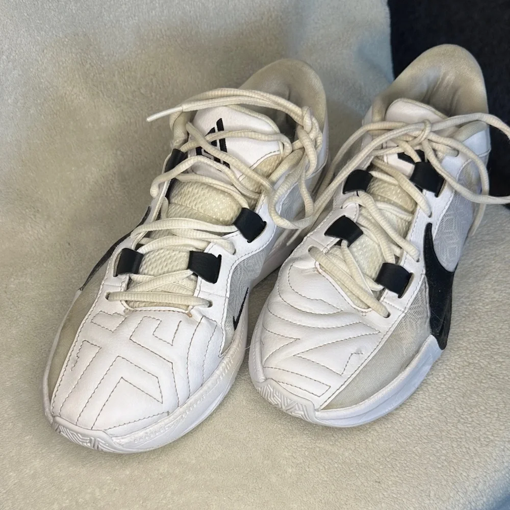 Nike White and Black Athletic Sneakers zoom freak 5 basketball